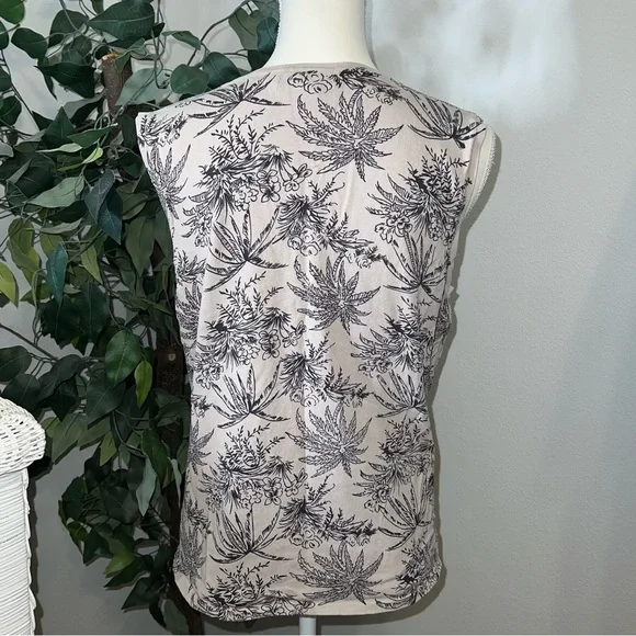 SML Design Silk Floral Tank Large - Picture 2 of 3